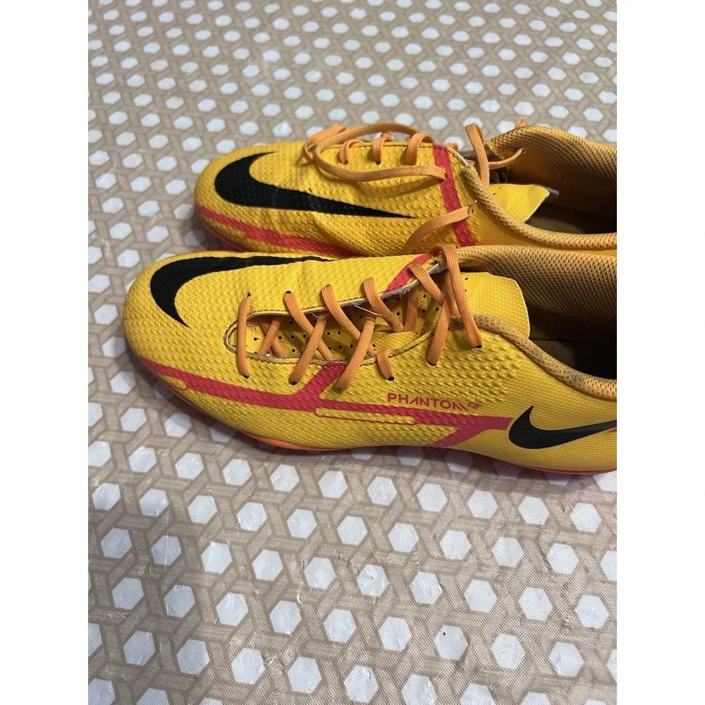 Nike‎ Phantom GT2 Academy FG Orange Soccer Cleats Shoes DA5640-808 Youth Size 7
